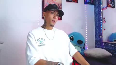 Snapshot of liiaam_lee_ chatting on November 2025 12:51:02 PM Daniel online show from November 2025 12:51:02 PM