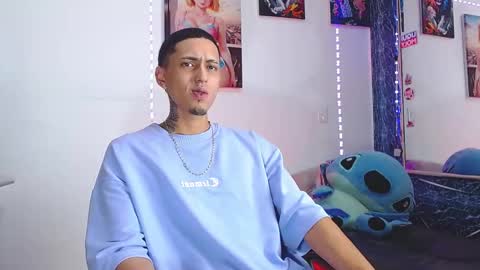 Snapshot of liiaam_lee_ chatting on November 2025 02:41:01 PM Daniel online show from November 2025 02:41:01 PM