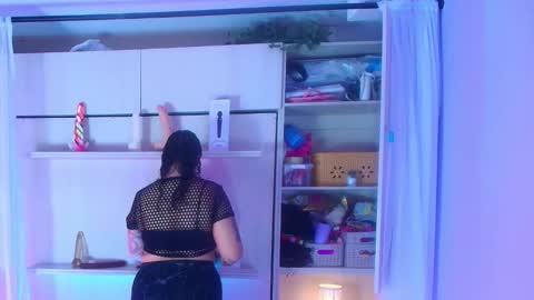         online show from September 2025 11:47:02 AM