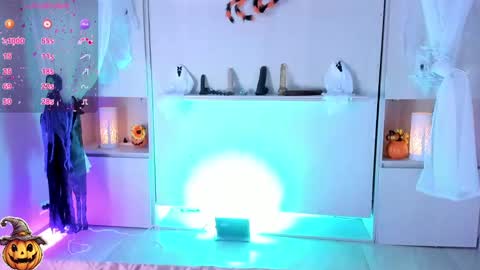         online show from October 2025 11:44:02 AM