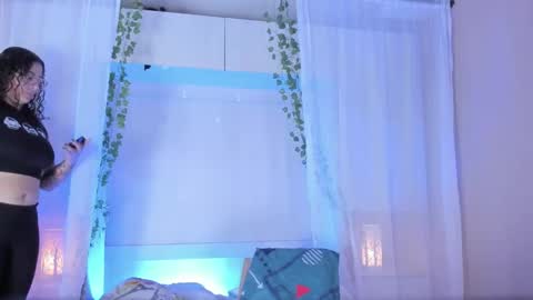         online show from November 2025 12:00:02 PM