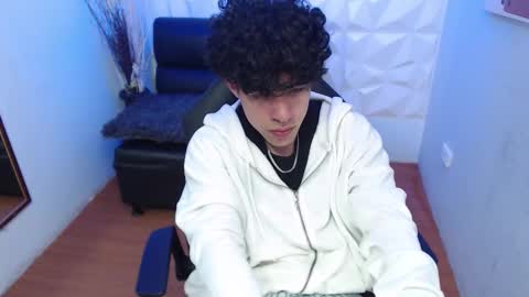 Snapshot of liil_boy chatting on October 2025 03:53:02 AM Lil Boy- online show from October 2025 03:53:02 AM