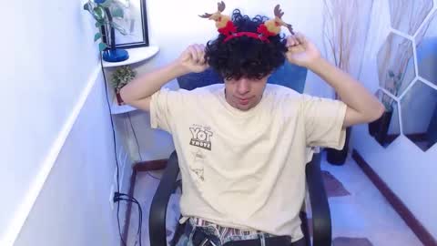 Snapshot of liil_boy chatting on December 2025 03:45:02 AM Lil Boy- online show from December 2025 03:45:02 AM