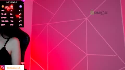 Liliana online show from November 2025 12:04:01 PM