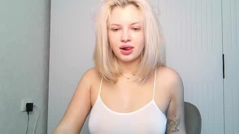 Snapshot of like_a_princess chatting on July 2026 07:34:02 AM Anna and Bella online show from July 2026 07:34:02 AM