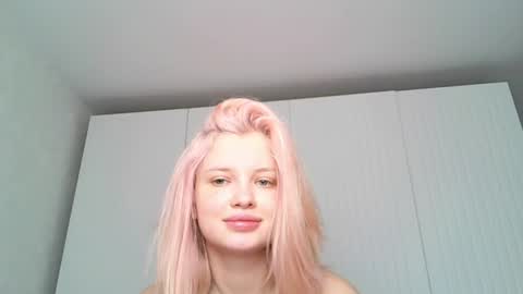 Snapshot of like_sun chatting on June 2026 05:12:01 AM Call me Anna online show from June 2026 05:12:01 AM