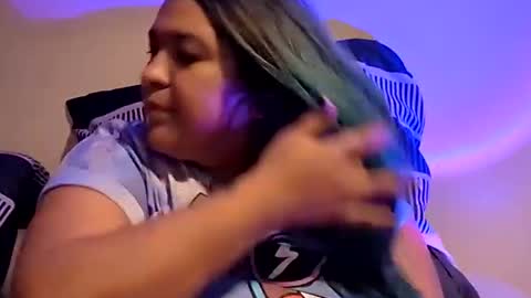 Snapshot of likeadrugg chatting on December 2024 06:35:02 AM DRUG online show from December 2024 06:35:02 AM