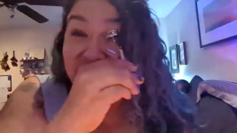 Snapshot of likeadrugg chatting on December 2024 06:48:01 AM DRUG online show from December 2024 06:48:01 AM