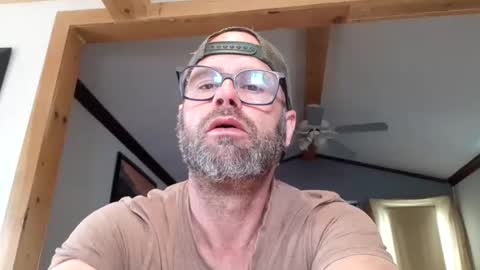 Snapshot of likedoingit69 chatting on May 2026 04:48:02 PM St pierre online show from May 2026 04:48:02 PM