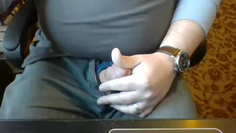 Snapshot of likestobewatchedm chatting on March 2025 04:00:02 PM N online show from March 2025 04:00:02 PM