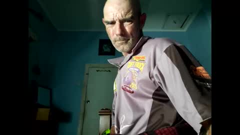 liketowatch1234529419 online show from April 2026 03:16:01 PM