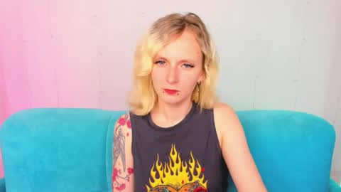 likilip online show from October 2025 01:48:02 AM