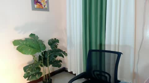 Leng online show from December 2024 11:13:02 PM