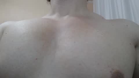 Snapshot of likwidator84 chatting on November 2025 10:53:02 PM Maximus online show from November 2025 10:53:02 PM