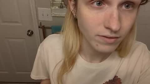 lil gemmie online show from November 2025 10:21:02 PM