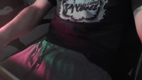 Snapshot of lil_j_ chatting on April 2026 10:52:01 PM lil_j_ online show from April 2026 10:52:01 PM