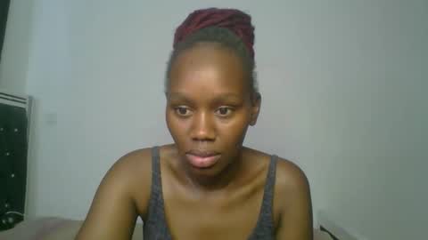 Snapshot of lil_meg chatting on February 2026 12:13:02 PM lil_meg online show from February 2026 12:13:02 PM