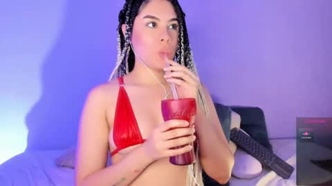 Lola online show from February 2025 01:10:01 AM