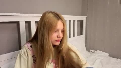 Emma online show from March 2026 02:14:02 AM