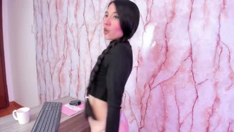 Lila online show from January 2025 08:15:02 PM