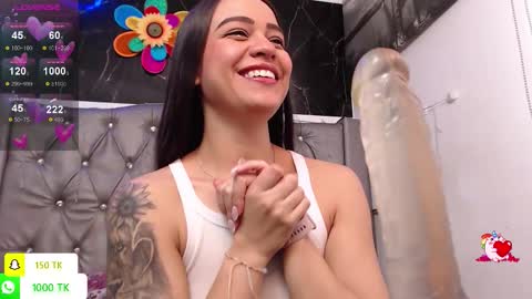 Snapshot of lila_gummy_ chatting on November 2025 03:49:01 PM online show from November 2025 03:49:01 PM