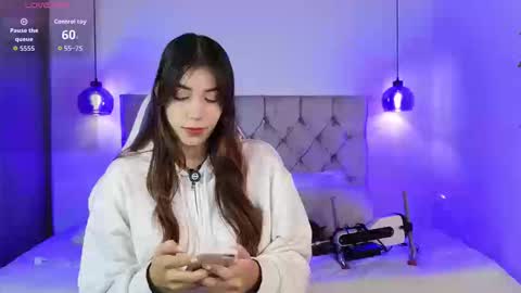 lila_min online show from September 2025 01:55:02 PM