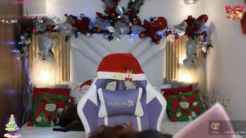 lila_min online show from November 2025 02:17:02 PM