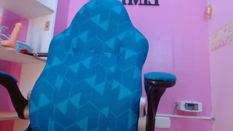 L I L A online show from January 2025 08:00:01 PM