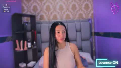 L I L A online show from October 2025 12:13:02 PM