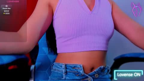 L I L A online show from October 2025 12:28:02 PM