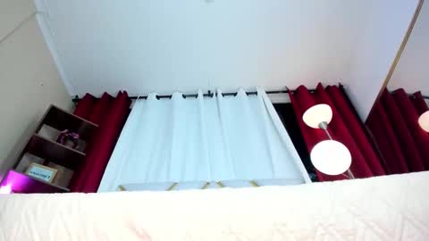 lila_pinky_ online show from May 2026 11:53:01 AM