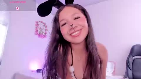 Snapshot of lila_sweet18 chatting on July 2026 08:34:02 PM LILA online show from July 2026 08:34:02 PM
