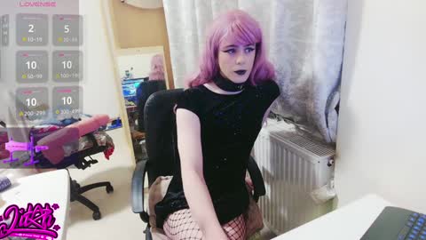 lilah_ts online show from December 2024 05:43:02 PM