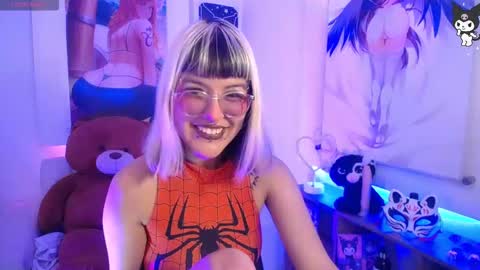 lilcandy19 online show from October 2025 12:06:02 PM