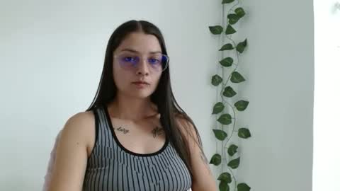 Valeri Villalobos  IG villa lobosvaleri online show from May 2026 03:39:02 PM