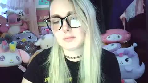 Snapshot of lilemmy1999 chatting on February 2025 08:35:02 PM emily ryanson online show from February 2025 08:35:02 PM