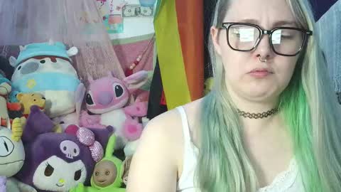 emily ryanson online show from November 2025 12:32:01 AM