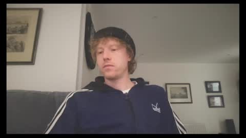 lilginge1 online show from April 2026 10:34:02 PM