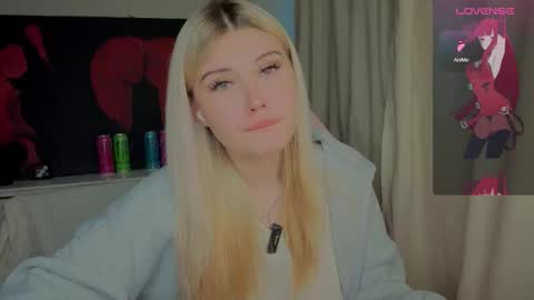 Nika and Lori online show from November 2025 07:19:01 AM