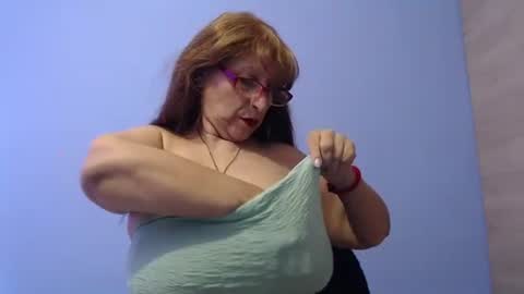 Snapshot of lilhy_mcfly chatting on September 2025 05:03:01 PM lilieth online show from September 2025 05:03:01 PM