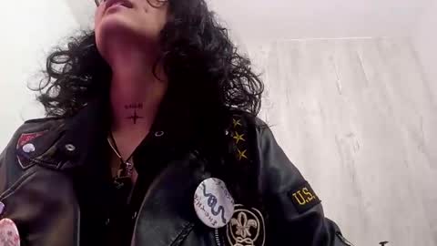 Snapshot of lili_clan chatting on September 2025 12:50:02 PM lili_clan online show from September 2025 12:50:02 PM