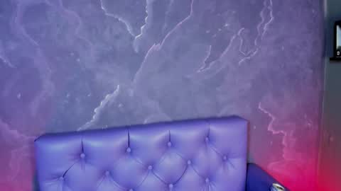 Lili  online show from March 2026 07:06:02 PM