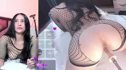 Lili online show from October 2025 11:16:01 AM