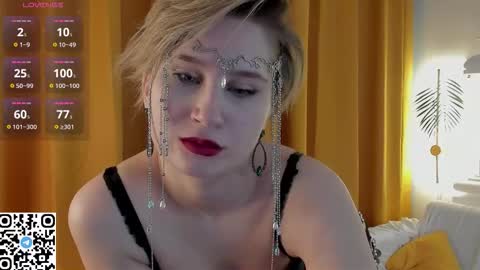 Lilian online show from December 2025 01:11:02 AM