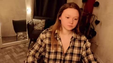 Lilian online show from April 2026 03:18:02 PM