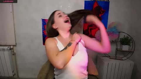 Liliana online show from November 2025 11:10:01 AM