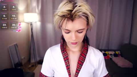 Lilian online show from October 2025 06:09:01 AM