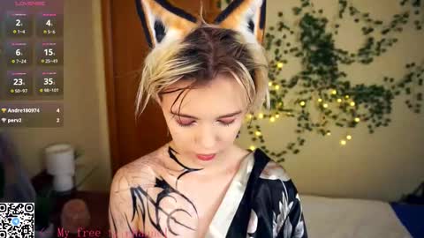 Lilian online show from November 2025 07:30:02 AM