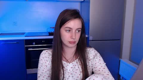Snapshot of liliatlu chatting on April 2026 02:27:02 AM Lilu online show from April 2026 02:27:02 AM