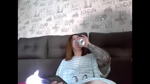 Snapshot of liliawoolf chatting on November 2025 09:00:02 AM liliawoolf online show from November 2025 09:00:02 AM